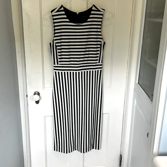 ann taylor black and white striped dress Ann Taylor Black and White Striped Long Sleeve Dress